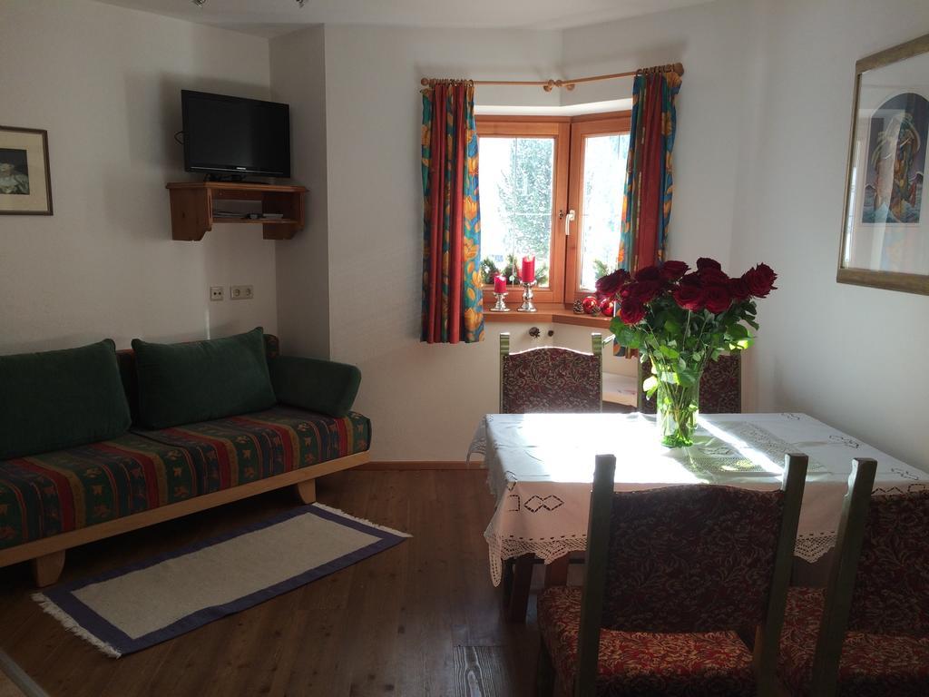 Apartamento Zur Lieben Sonne Filzmoos Habitación foto